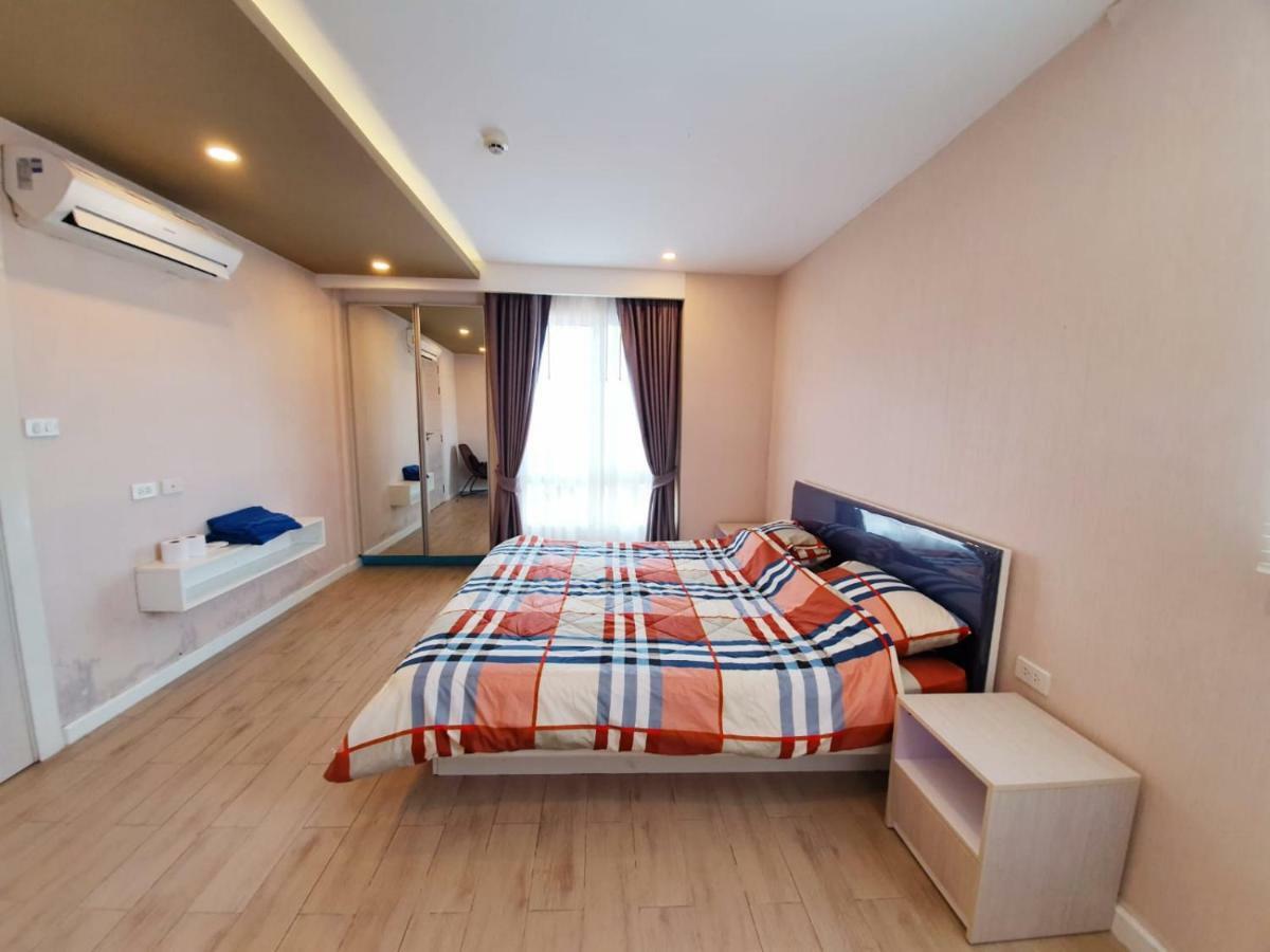 Seven Seas Condo By Dmitrii Pantai Jomtien Bagian luar foto