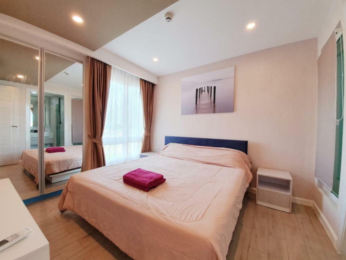 Seven Seas Condo By Dmitrii Pantai Jomtien Bagian luar foto