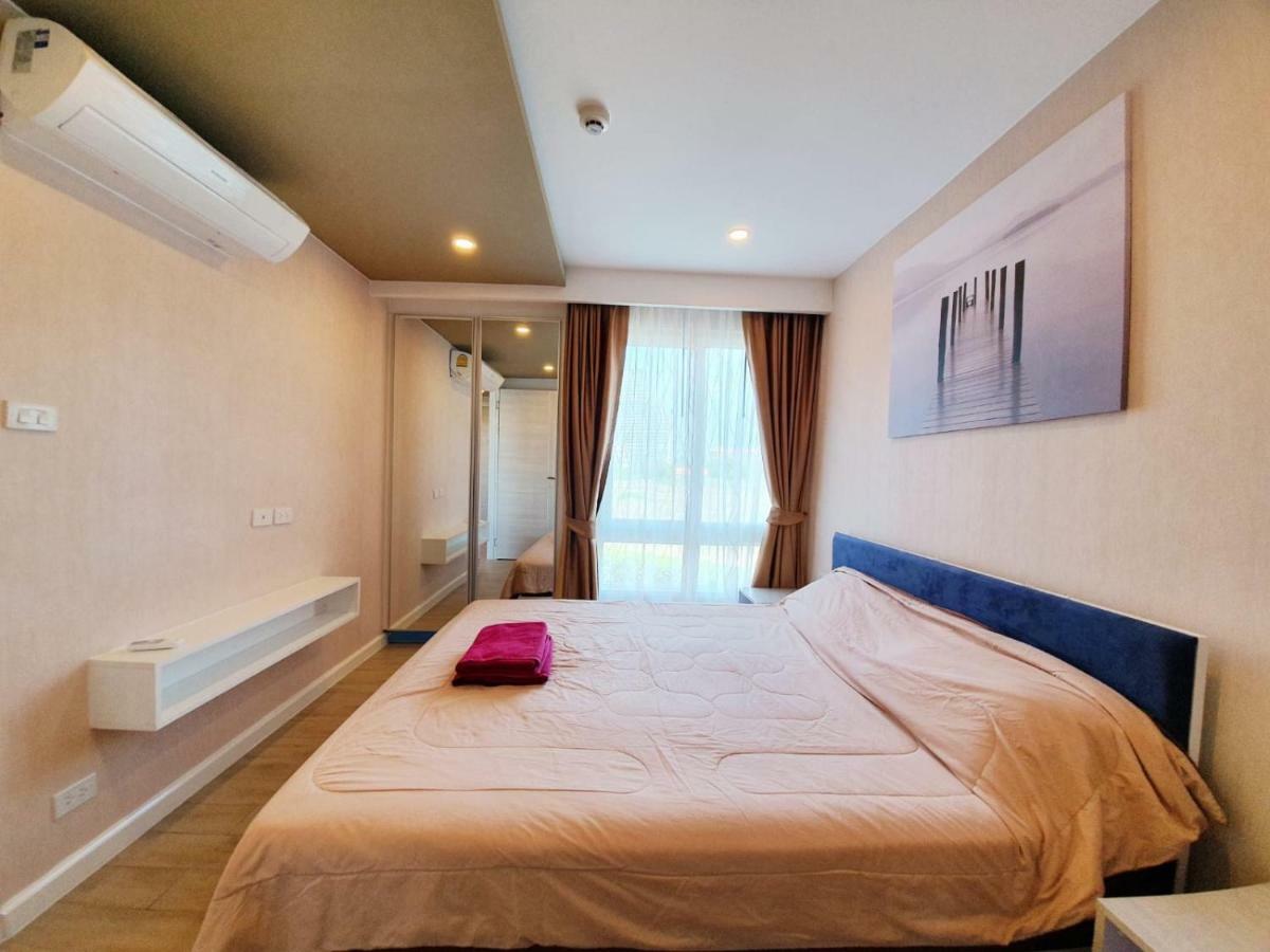 Seven Seas Condo By Dmitrii Pantai Jomtien Bagian luar foto
